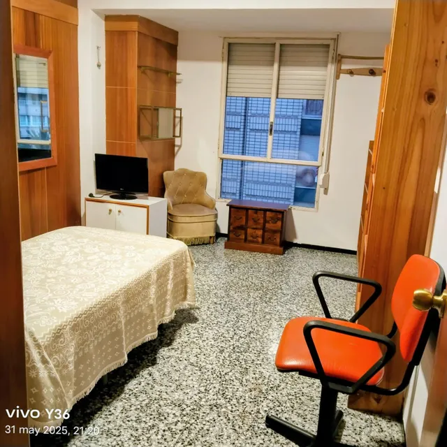 SE VENDE EDIFICIO UNIFAMILIAR — 24