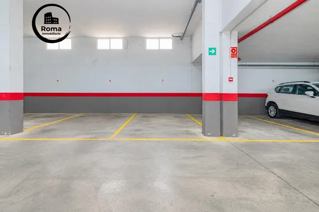 ¡TRES DORMITORIOS, GARAJE Y LISTO PARA ENTRAR A VIVIR! — 26