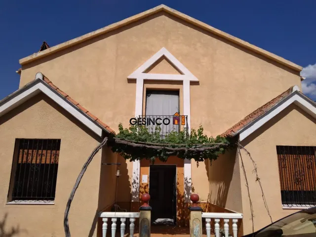 CHALET EN VENTA EN ONTINYENT - ZONA LA FAROLA — 2