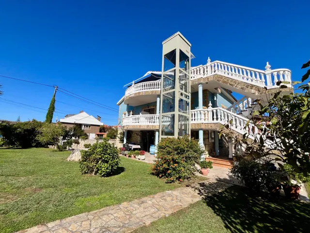 4 Apartamentos Turísticos en Venta a 800 m de la Playa de So - foto 2