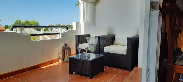 Marbella (Málaga). Dúplex con 80 m2 AMUEBLADO con 2 dormitor - foto 3