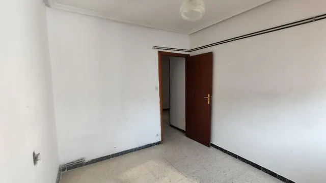PISO PARA REFORMAR EN LA BAÑEZA — 9