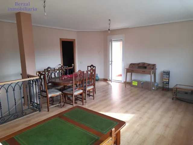 Magnifica casa, con más de dos mil metros de terreno. — 31