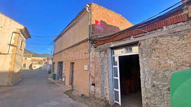 CASA PARA REFORMAR EN ZARZADILLA DE TOTANA