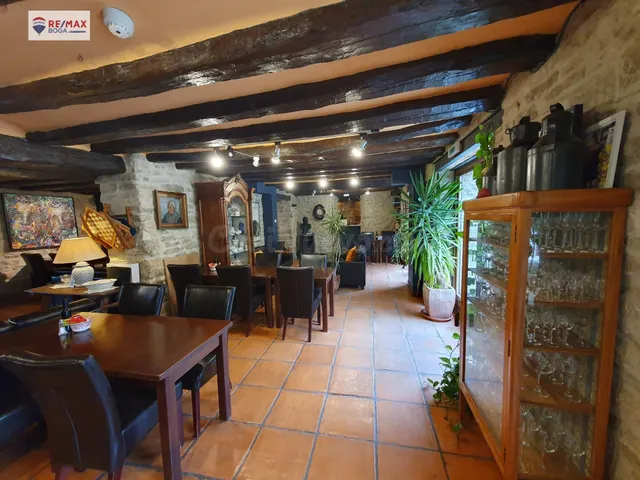 OPORTUNIDAD DE HOTEL EN UN ENTORNO DE ENSUEÑO - foto 4