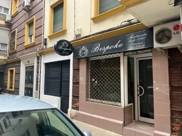 LOCAL UBICADO EN EL BARRIO DE LOS REMEDIOS — 3
