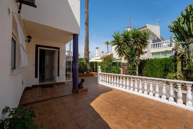 RESIDENCIAL MIRAFLORES, PRECIOSA VIVIENDA