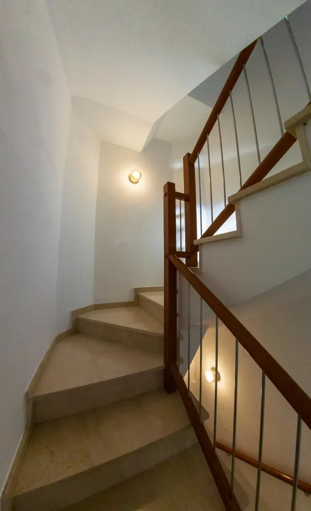 CASA ESQUINERA DE 5 habitaciones EN BARENYS — 22