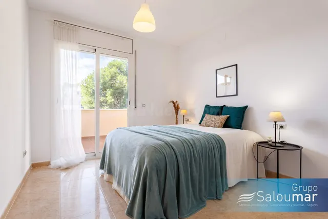 CASA ADOSADA DE 3 habitaciones DOBLES - LA POBLA DE MONTORNES — 3