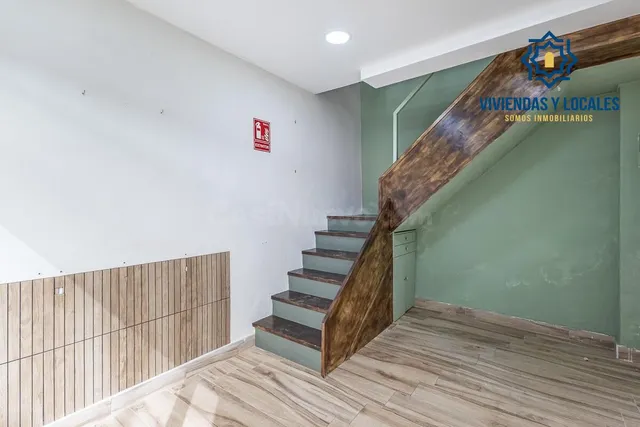 Edificio junto a Plaza Bib-rambla. - foto 4