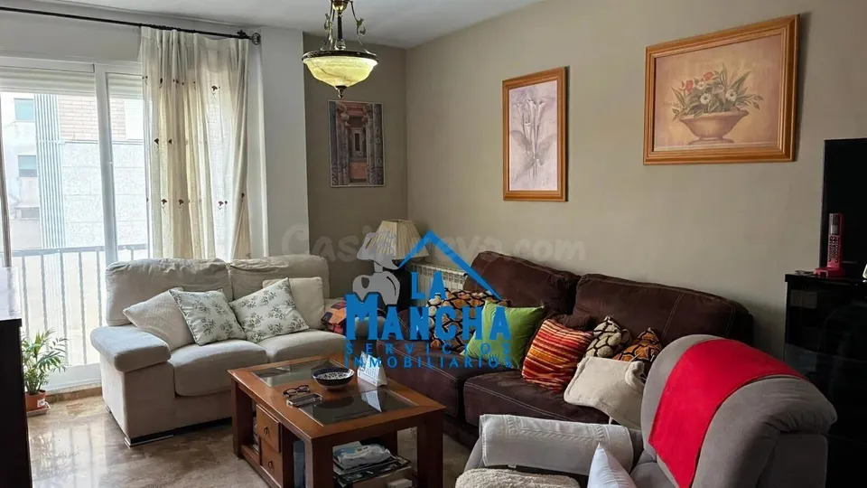 *320.000€* inmobiliaria la mancha vende piso en el centro de Albacete-carretas