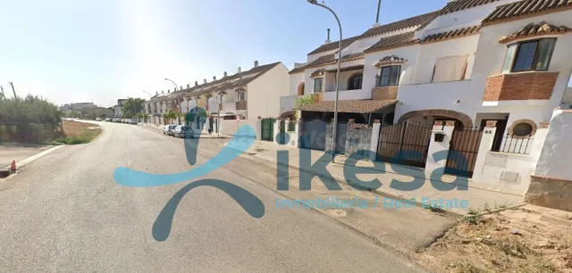 Se vende Adosado en la Localidad de Sierra de Yeguas, Málaga - foto 2