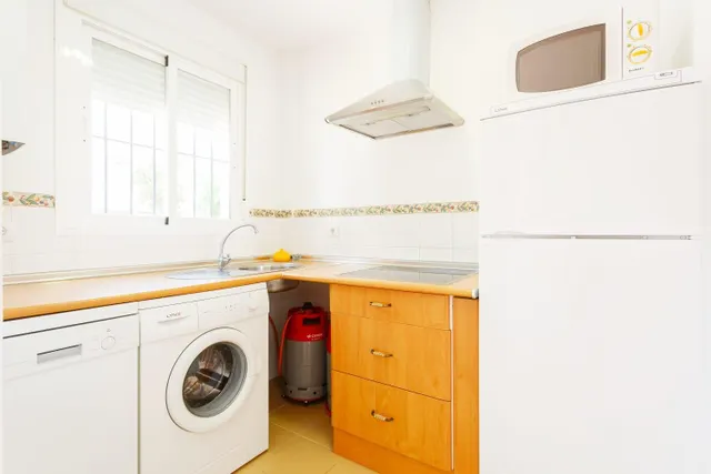 VIVIENDA EN EL CAMPO DE GOLF CON TODO TIPO DE LUJOS — 10