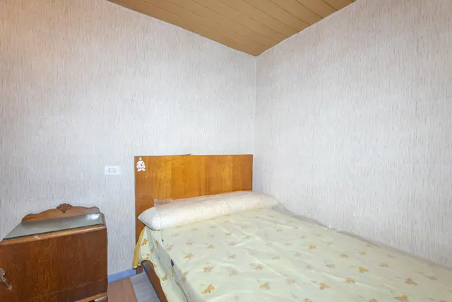 Casona montañesa y cuadra de piedra — 16
