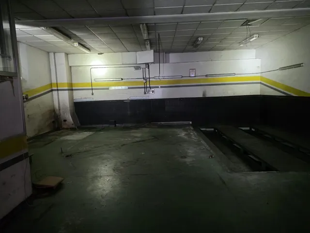 Local comercial de 300 m2 en la principal calle de ciudad naranco — 7
