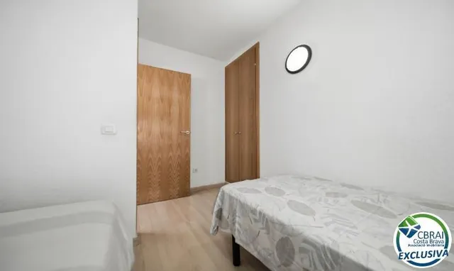 Ático de 61 m2, con 60 m2 de terraza-solarium, LICENCIA TURISTICA. — 16