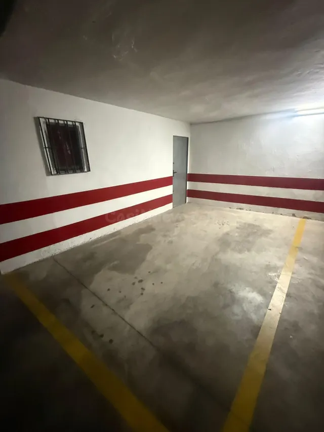 Garaje en Venta con TRASTERO en Ciudad jardín, Córdoba - Opo