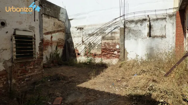 casa en san roque para reformar con garaje y patio amplio — 3