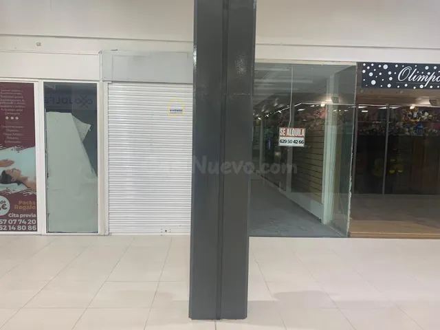 LOCAL COMERCIAL EN CENTRO COMERCIAL SAN DIEGO - foto 2