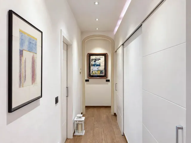 Agencia Inmobiliaria en Barcelona. Piso en venta en Sant Antoni — 21