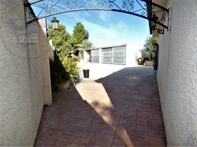 ++Chalet en Molina de Segura zona Los Valientes++, 500 m. — 16