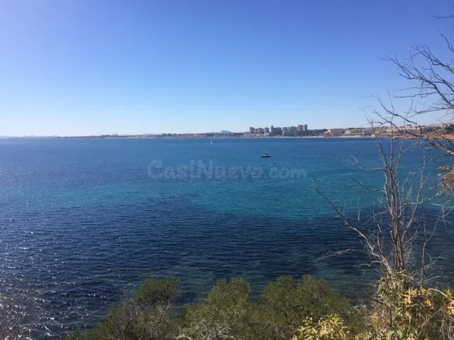 Se vende Hotel a terminar de construir a pie de playa, vista - foto 2