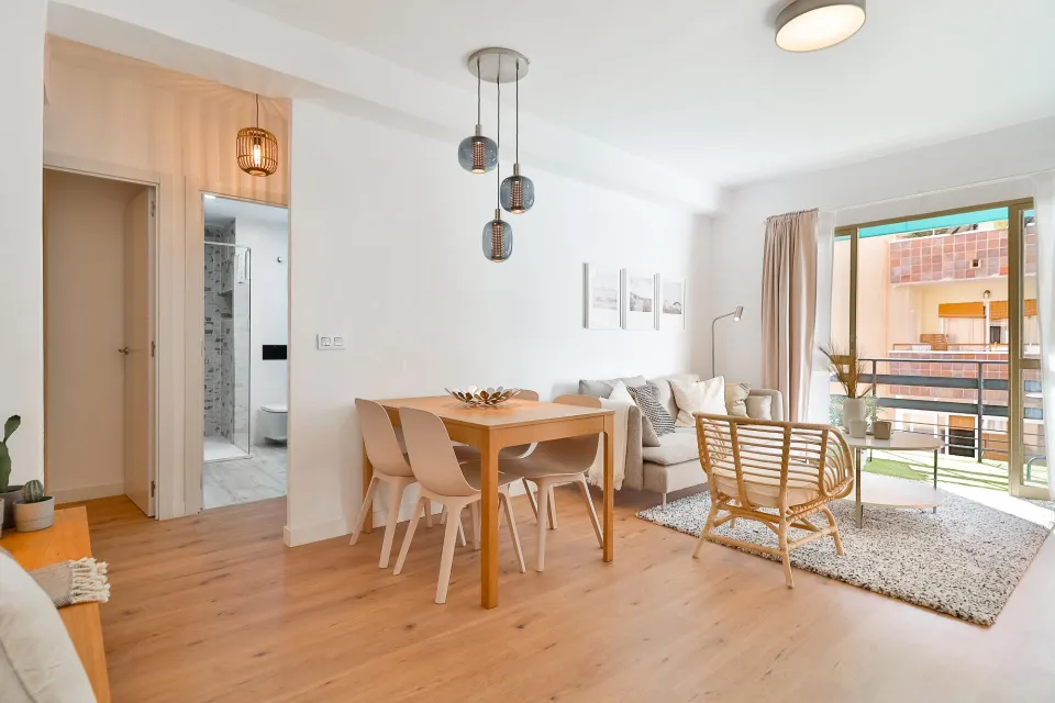 ¡¡¡¡¡ ATENCIÓN INVERSORES!!!!  PISO DE 4 habitaciones CON LICENCIA TURÍSTICA CON ALTA RENTABILIDAD