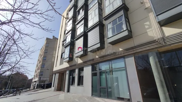 PRECIOSA VIVIENDA EN EL BARRIO DE LA GUINDALERA - DISTRITO S - foto 4