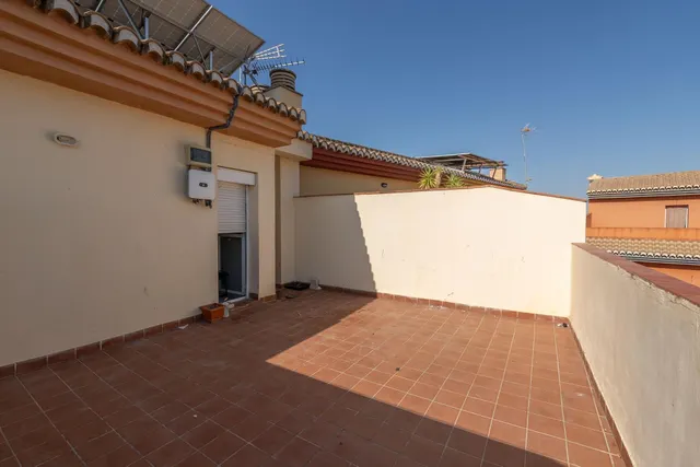 VIVIENDA UNIFAMILIAR ADOSADA EN OGIJARES — 39