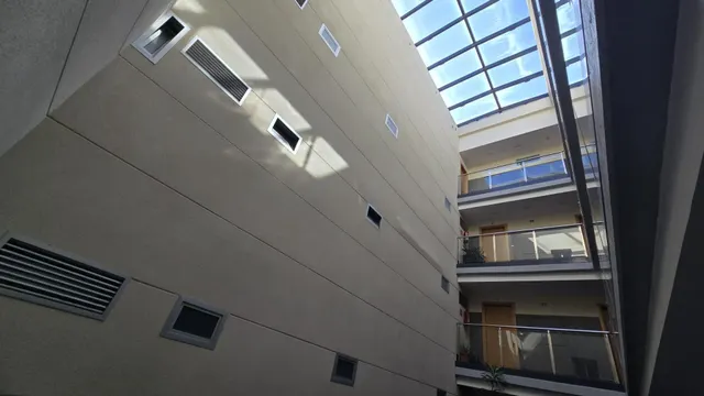 Piso con gran salón de 45 m2, garaje y trastero junto al Parque de Vioño — 46