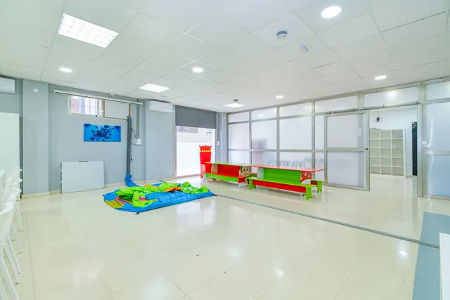 Local comercial en zona de máximo crecimiento – Santa Fe — 16