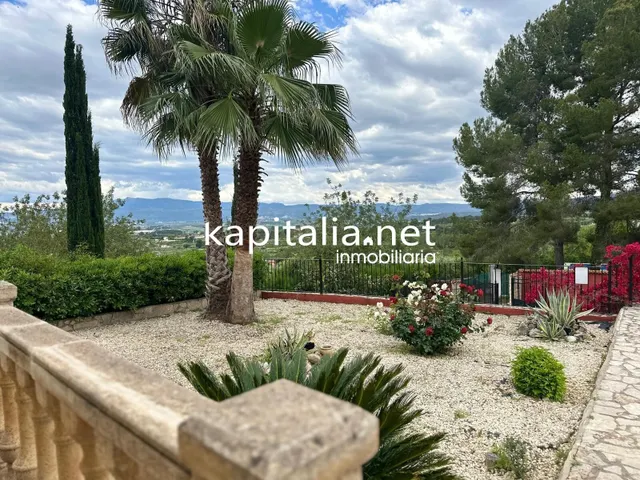 Chalet a la venta en L´Olleria (Valencia) — 32