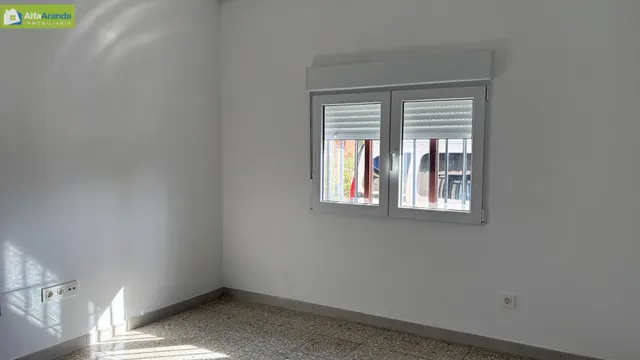 Casa chalet reformada en alquiler 4 dormitorios — 14
