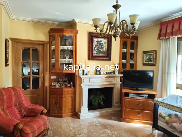 INTERESANTE CHALET A LA VENTA EN BANYERES DE MARIOLA — 12