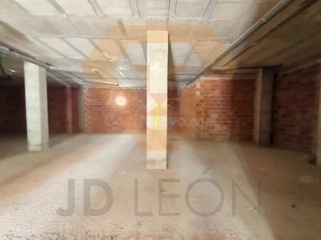 SE VENDE LOCAL COMERCIAL EN EL LLANO DE MOLINA
