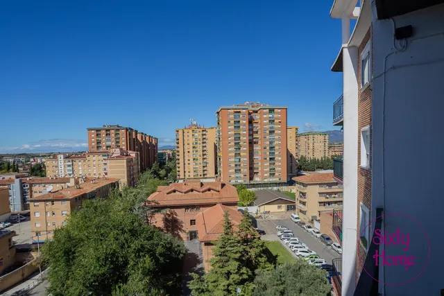 Piso de 4 dormitorios en Plaza Luis Buñuel — 22