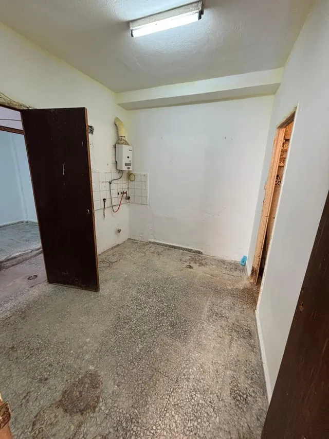 Apartamento a reformar en el Casco Antiguo de Estepona – Ideal para inversión — 7