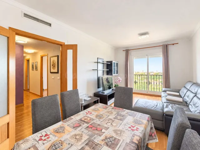Vivienda de 3 dormitorios con piscina - foto 3