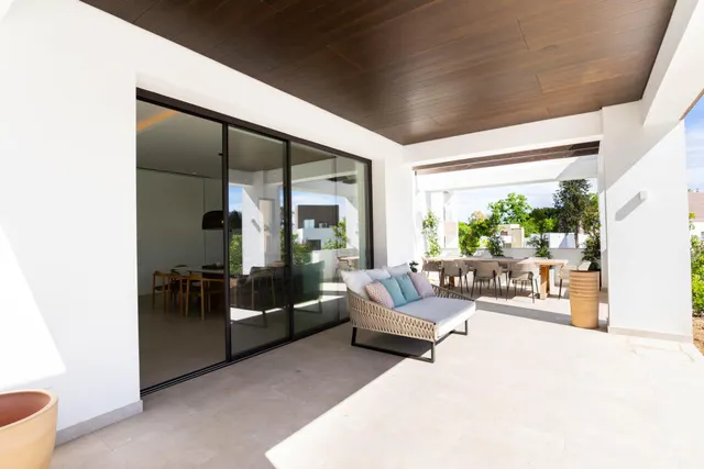 DOS ESPECTACULARES VILLAS RECIÉN TERMINADAS EN EL CENTRO DE MARBELLA — 22