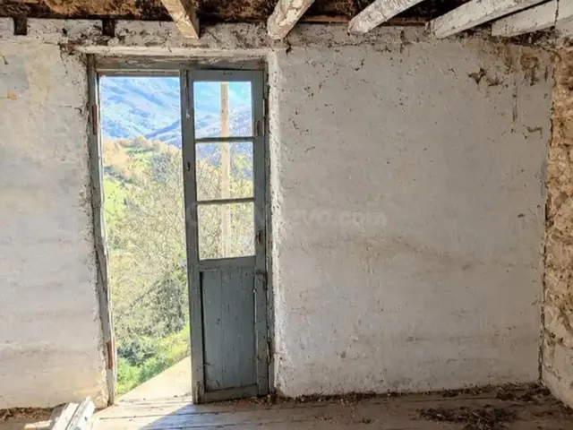 Casa rural con encanto asturiano, vistas excepcionales y horno tradicional en el Parque Natural de Las Ubiñas-La Mesa — 5