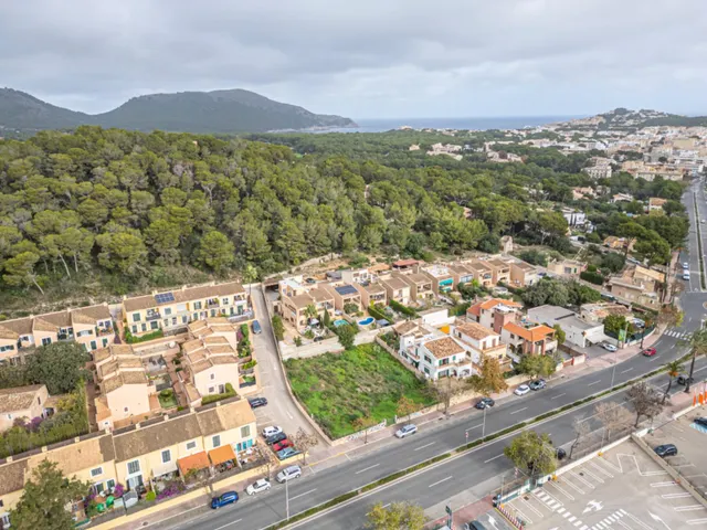 Solar Urbano para construir 6 adosados en Cala Ratjada en Avenida Juan Carlos I — 24