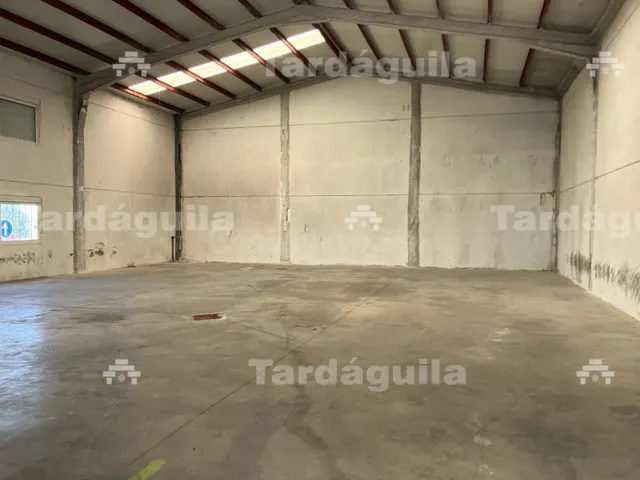 VENTA NAVES MONTALVO II