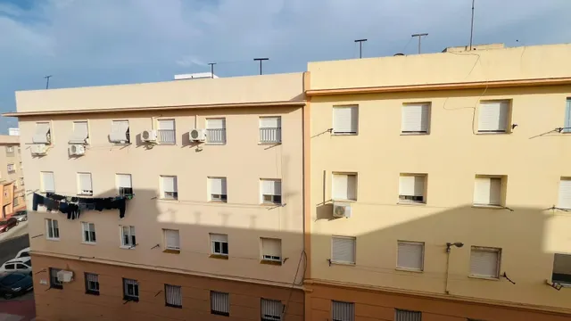 ZONA CARLOS III – SAN FERNANDO - ¡PISO CON 3 habitaciones MUY LUMINOSO! — 36