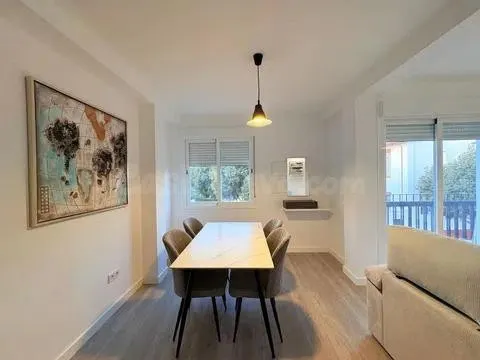 Piso reformado, muy luminoso, con terraza, azotea y trastero — 4