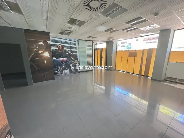 LOCAL COMERCIAL REFORMADO — 3