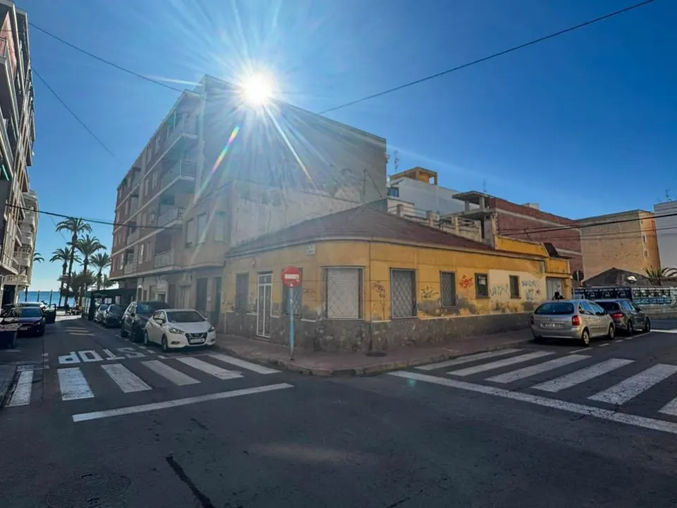 Casa de Pueblo Segunda Linea