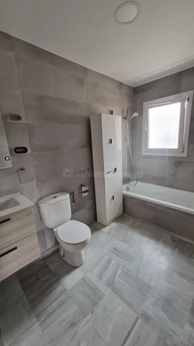 Exclusiva Villa Independiente con Piscina Privada en Getares - foto 3