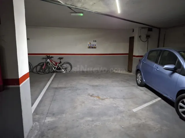 VENTA DE GARAJE CENTRICO EN VILLENA - foto 2
