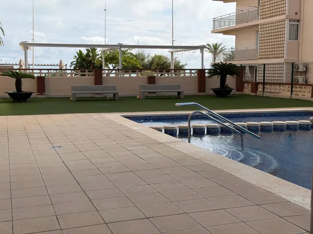 Apartamento en primera línea de playa en gandía con vistas al mar — 41
