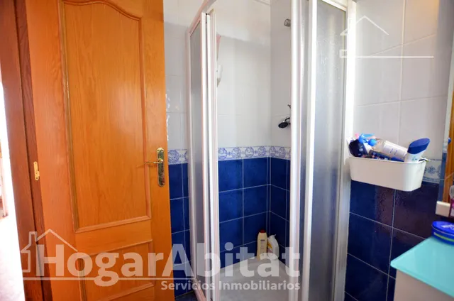 Gran chalet urbano con barbacoa, piscina y garaje — 31